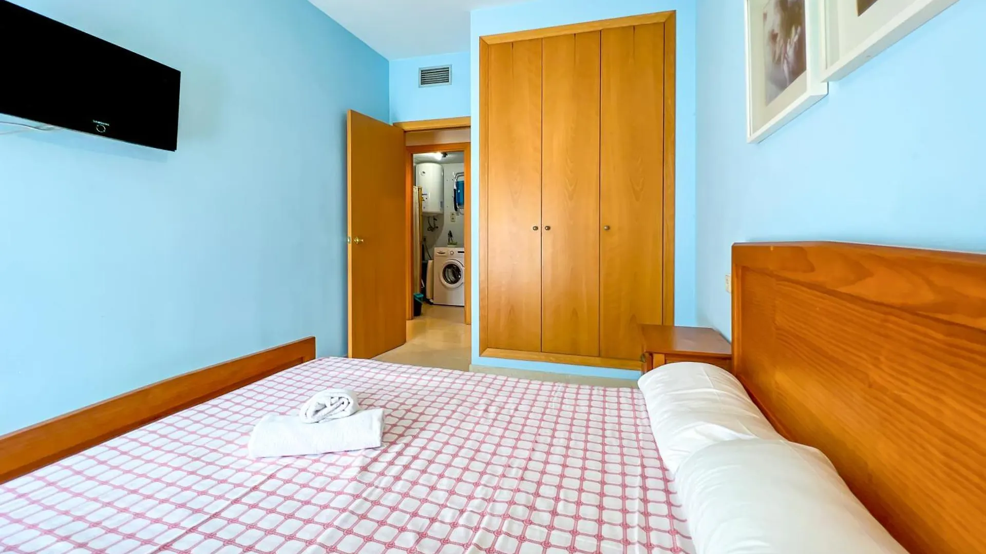 Apartment Vivalidays Elia - Fenals - Lloret De Mar