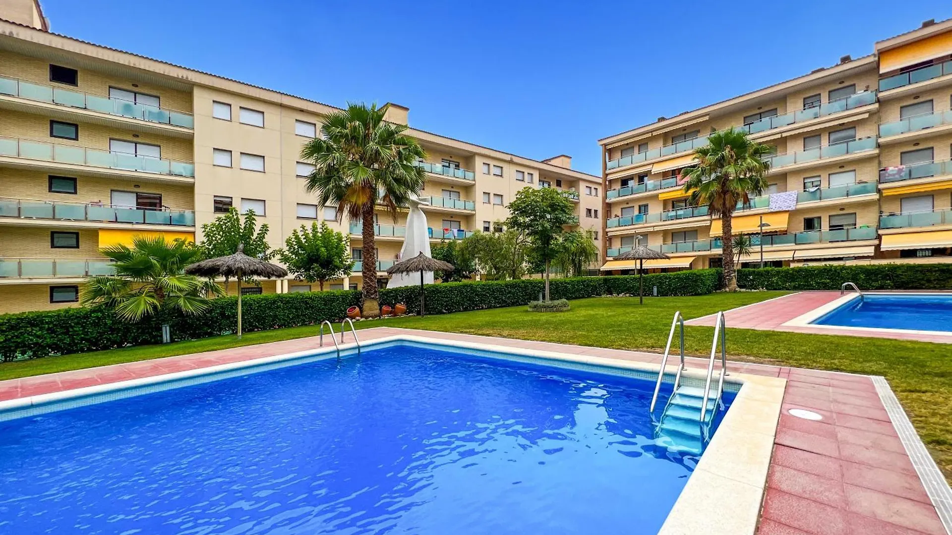 Vivalidays Elia - Fenals - Lloret De Mar Apartment