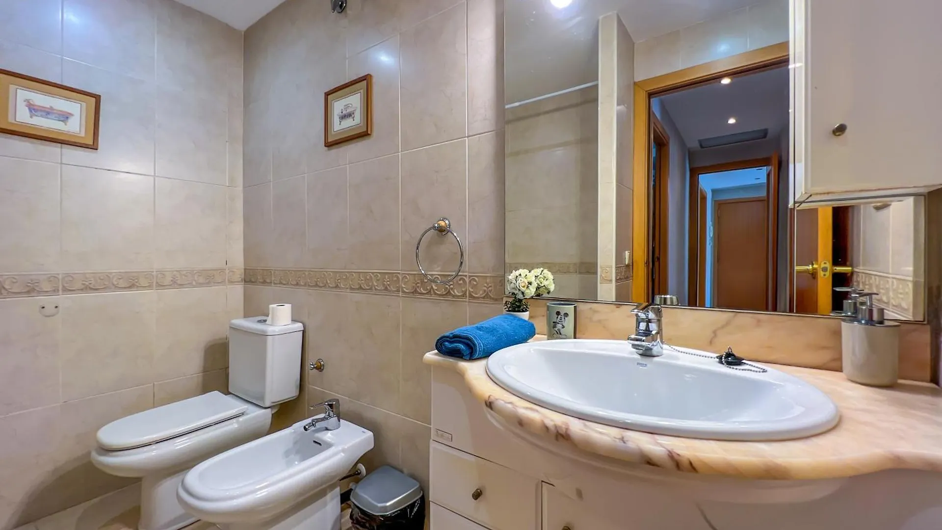 Apartment Vivalidays Elia - Fenals - Lloret De Mar Spain