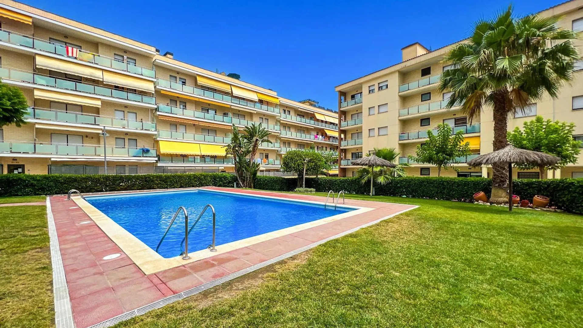 Apartment Vivalidays Elia - Fenals - Lloret De Mar